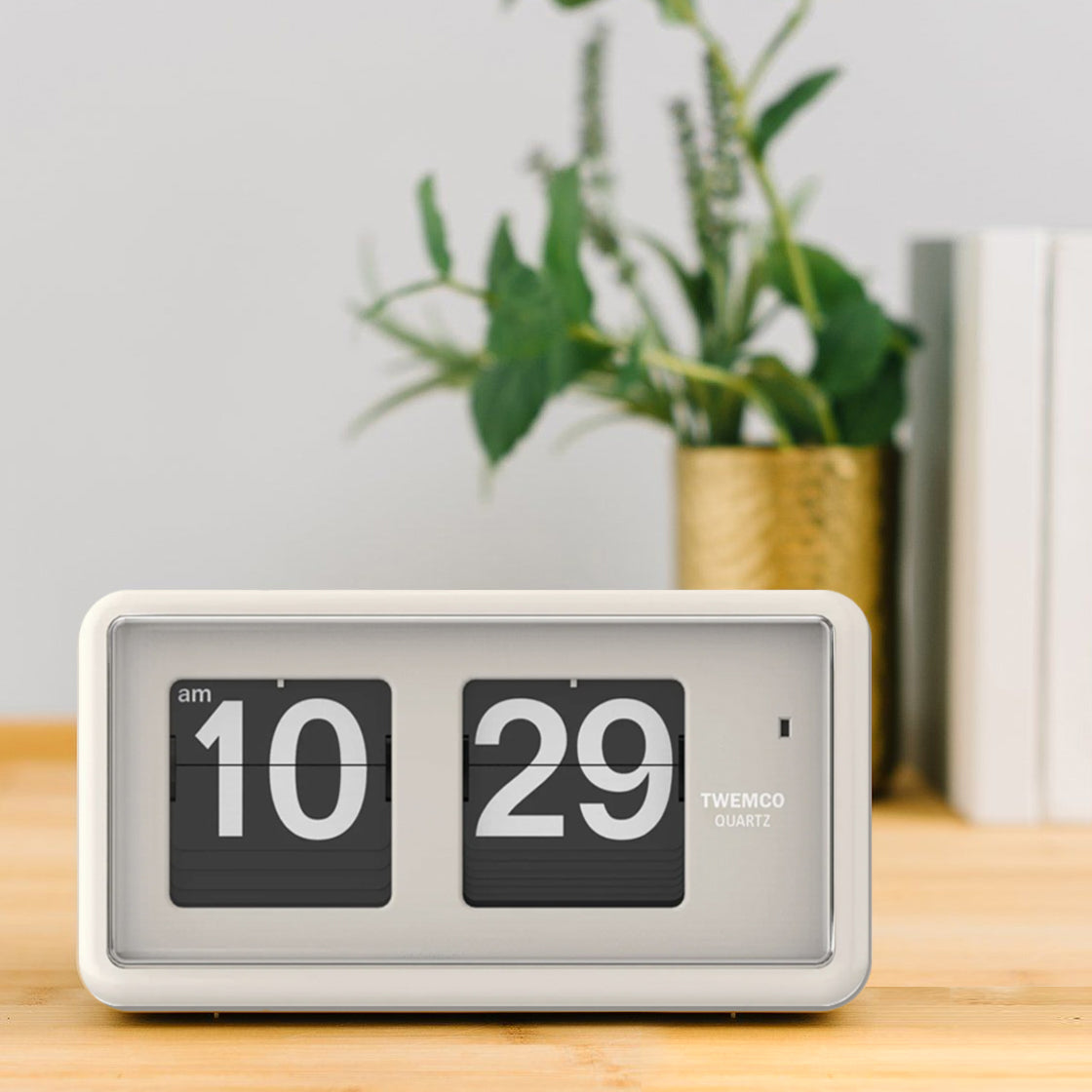 TWEMCO Flip Clock QT-30 Beige