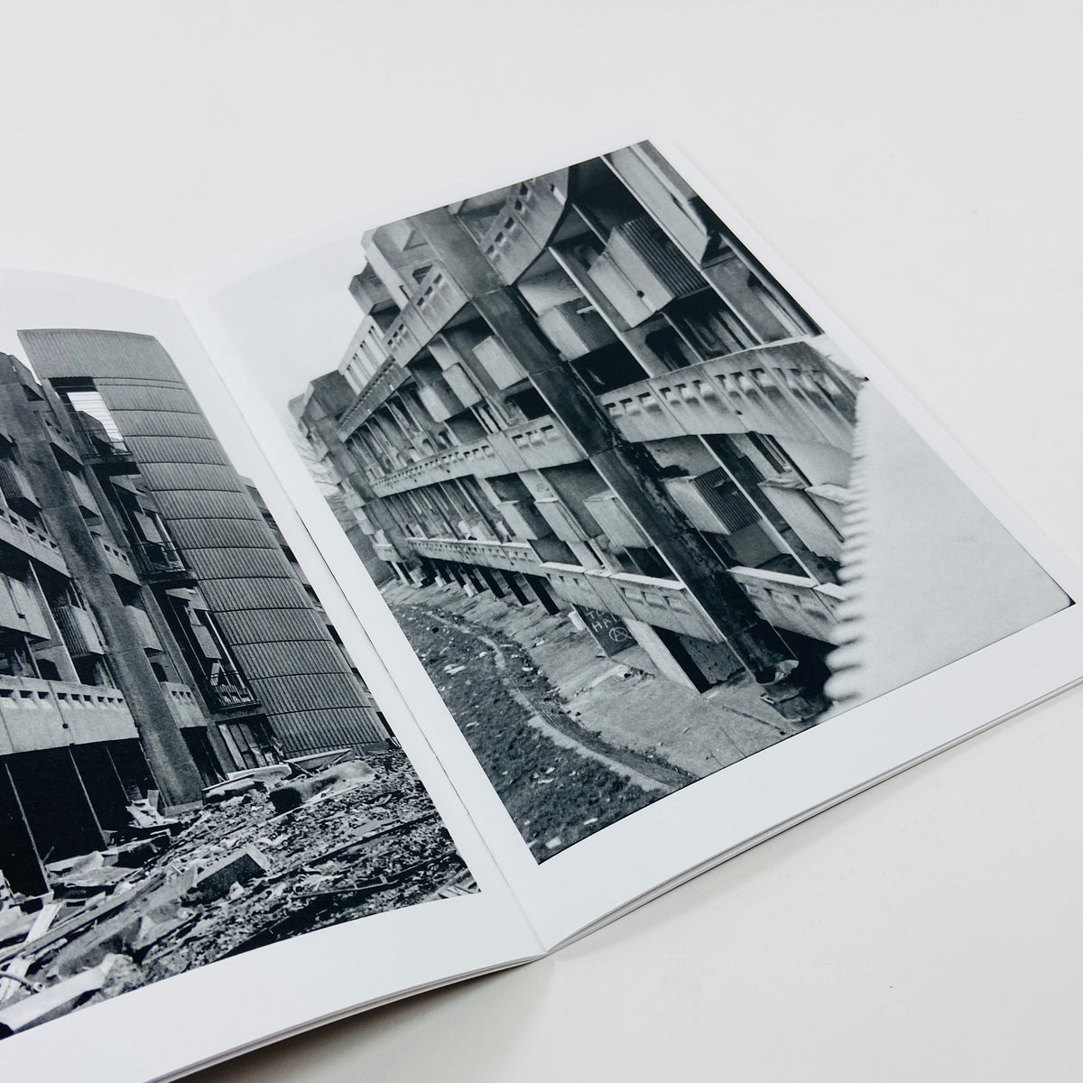 Hulme 1993 - Anne Worthington