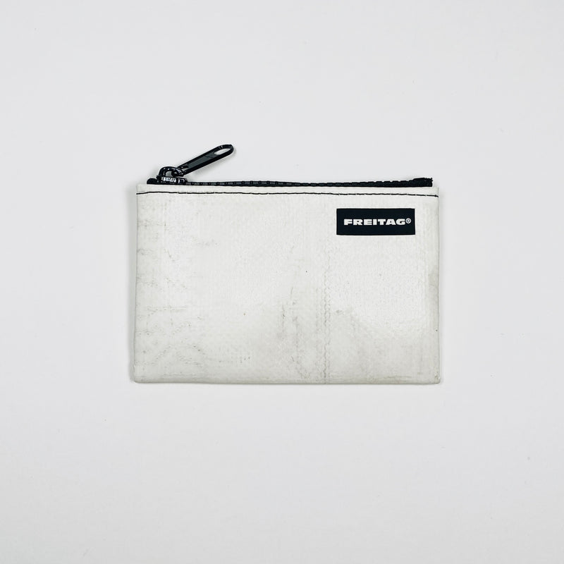 FREITAG F05 - Blair - White with Black Zip | UNITOM