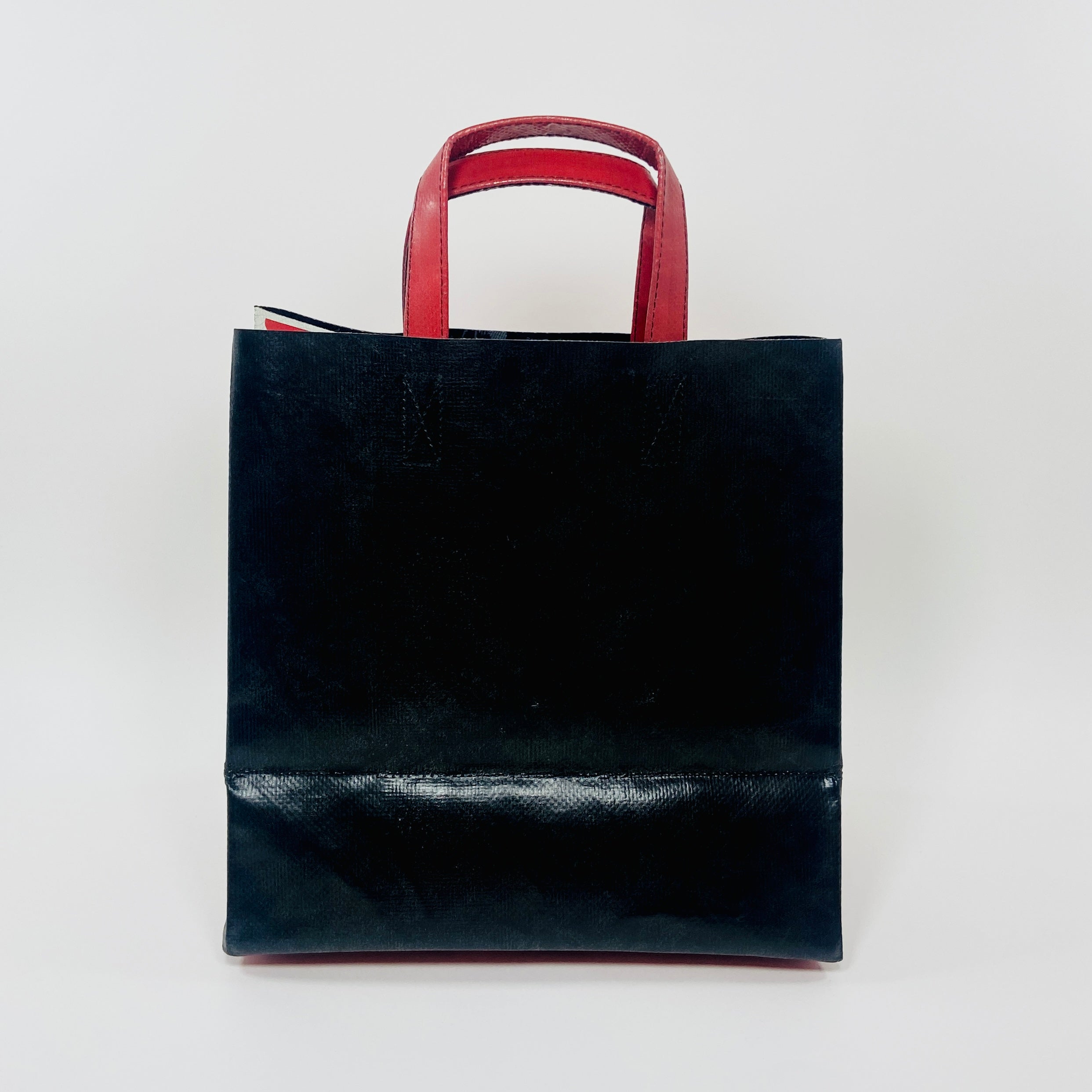 FREITAG F250 - Sonny - Red with White and Black – UNITOM