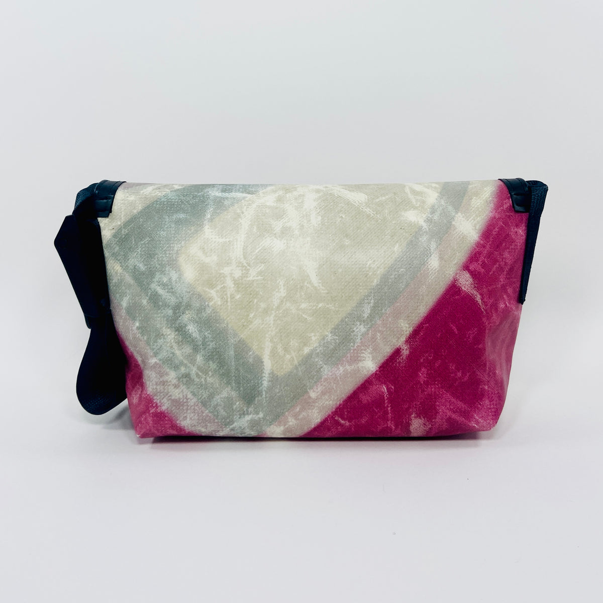 FREITAG F41 - Hawaii Five-0 - Off White and Pink