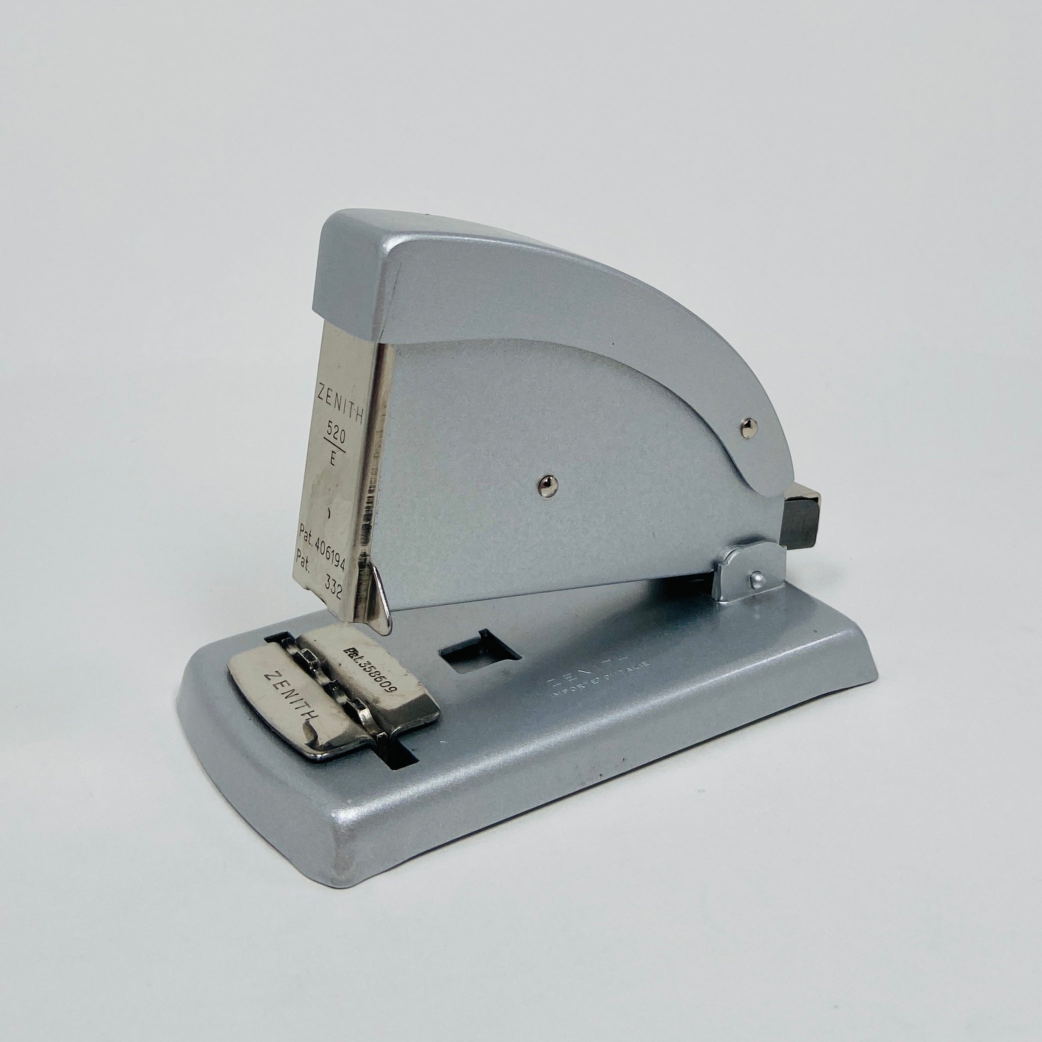 Zenith Desk Top Stapler 520 Aluminium