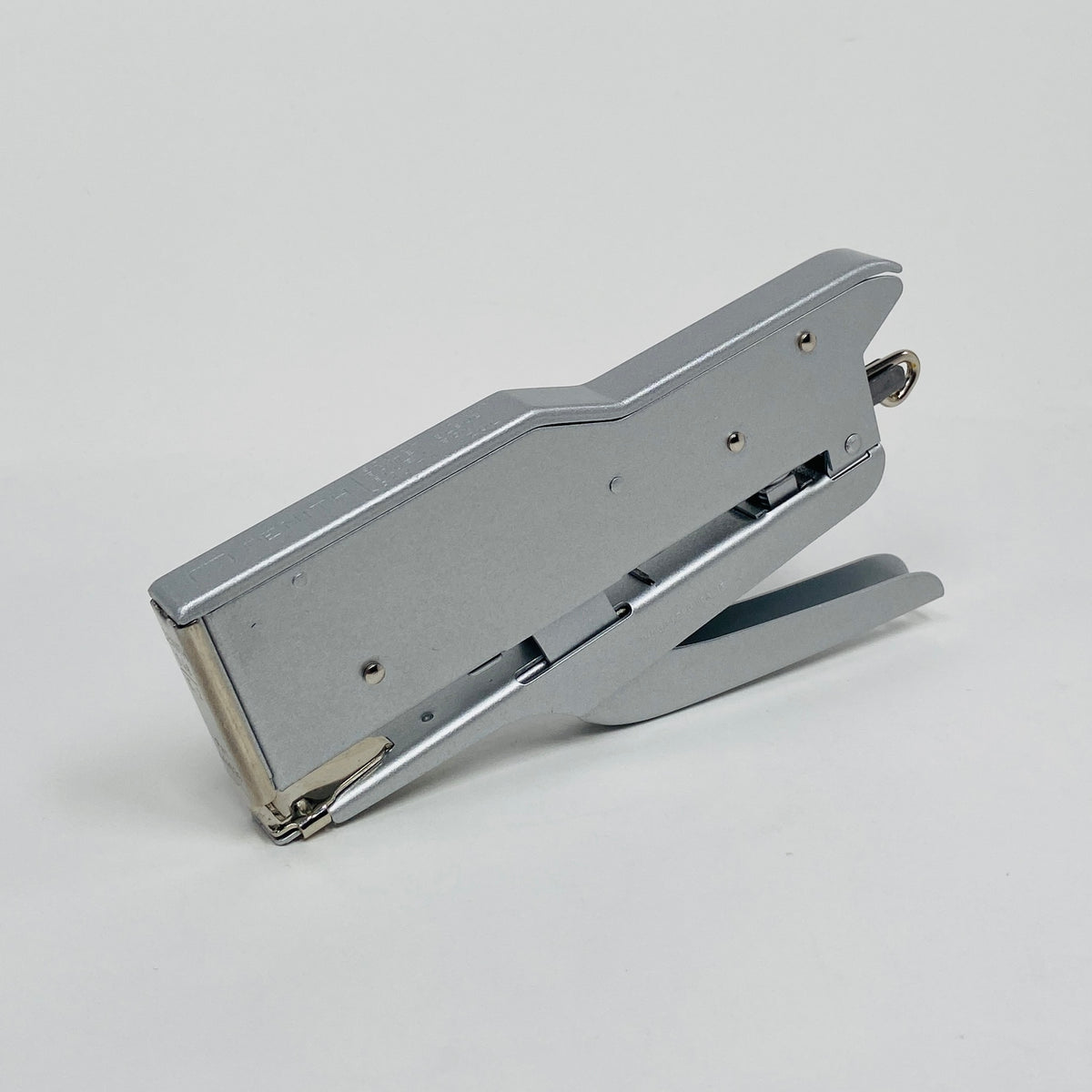 Zenith Hand Held Stapler 548 - Aluminium