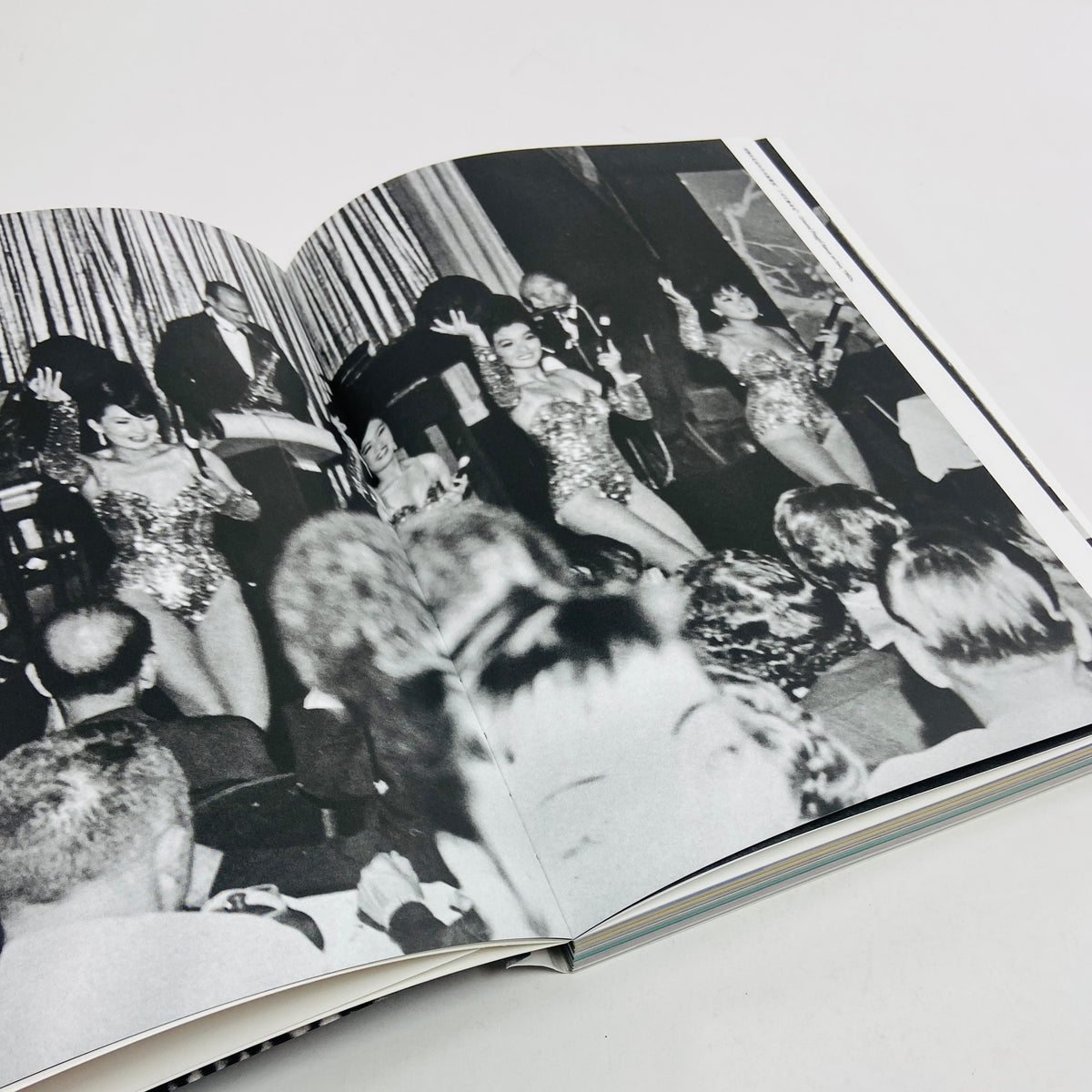 Dance in Herland - Luka Yuanyuan Yang