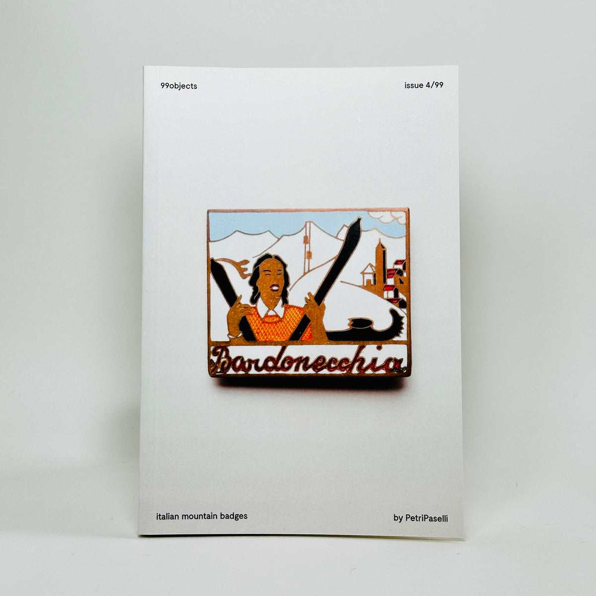 99 Objects #4 - Italian Mountain Badges