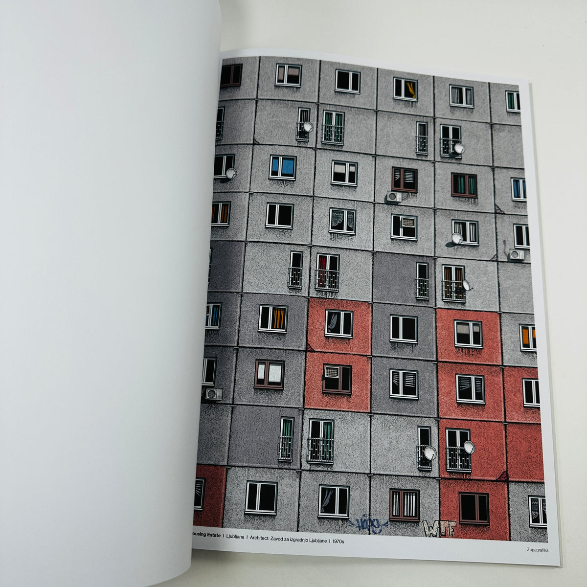 Brutal Posters - 20 Brutalist Pull-Out Prints