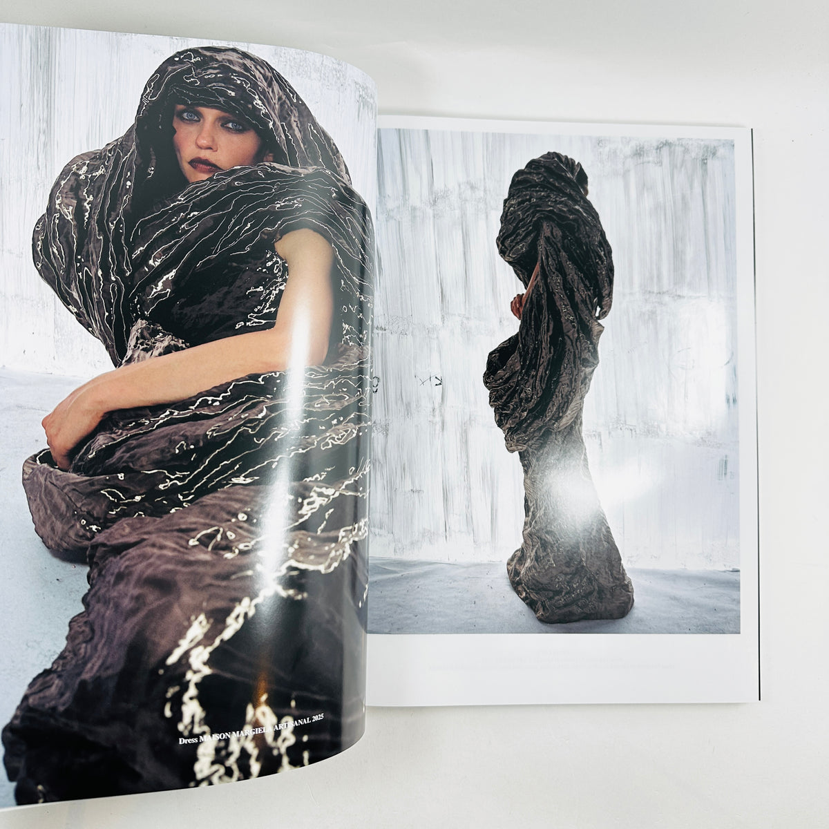 CR Fashion Book #27 - Confidential