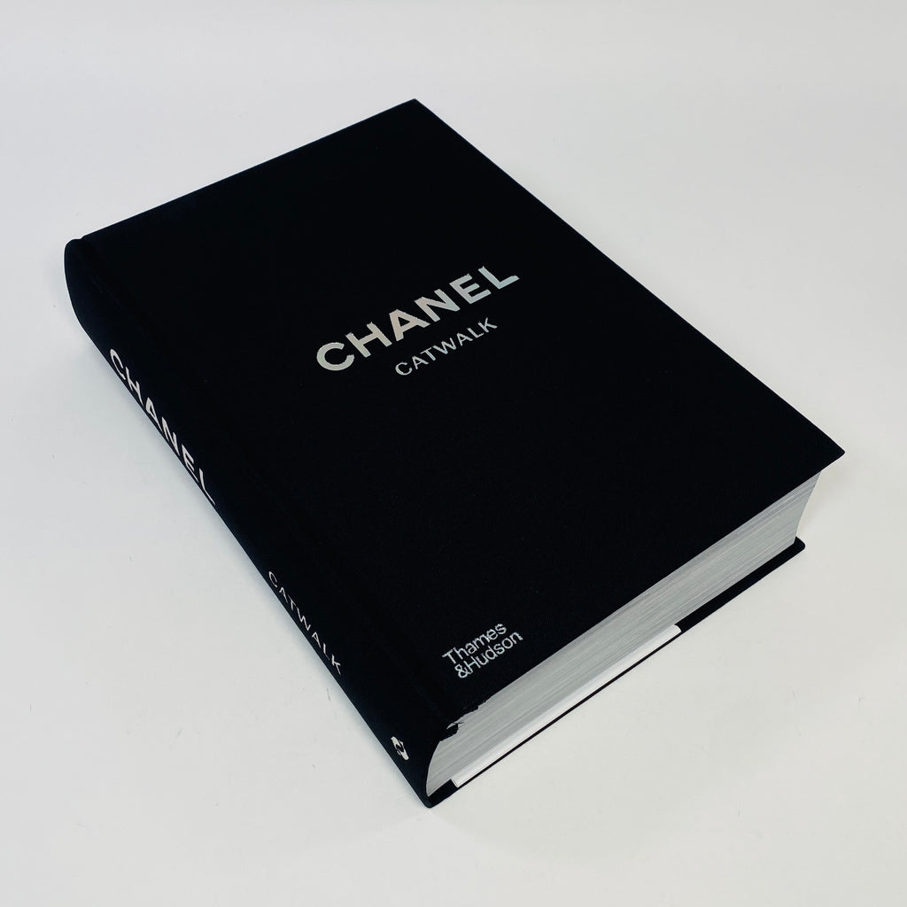 Chanel Catwalk - The Complete Collections