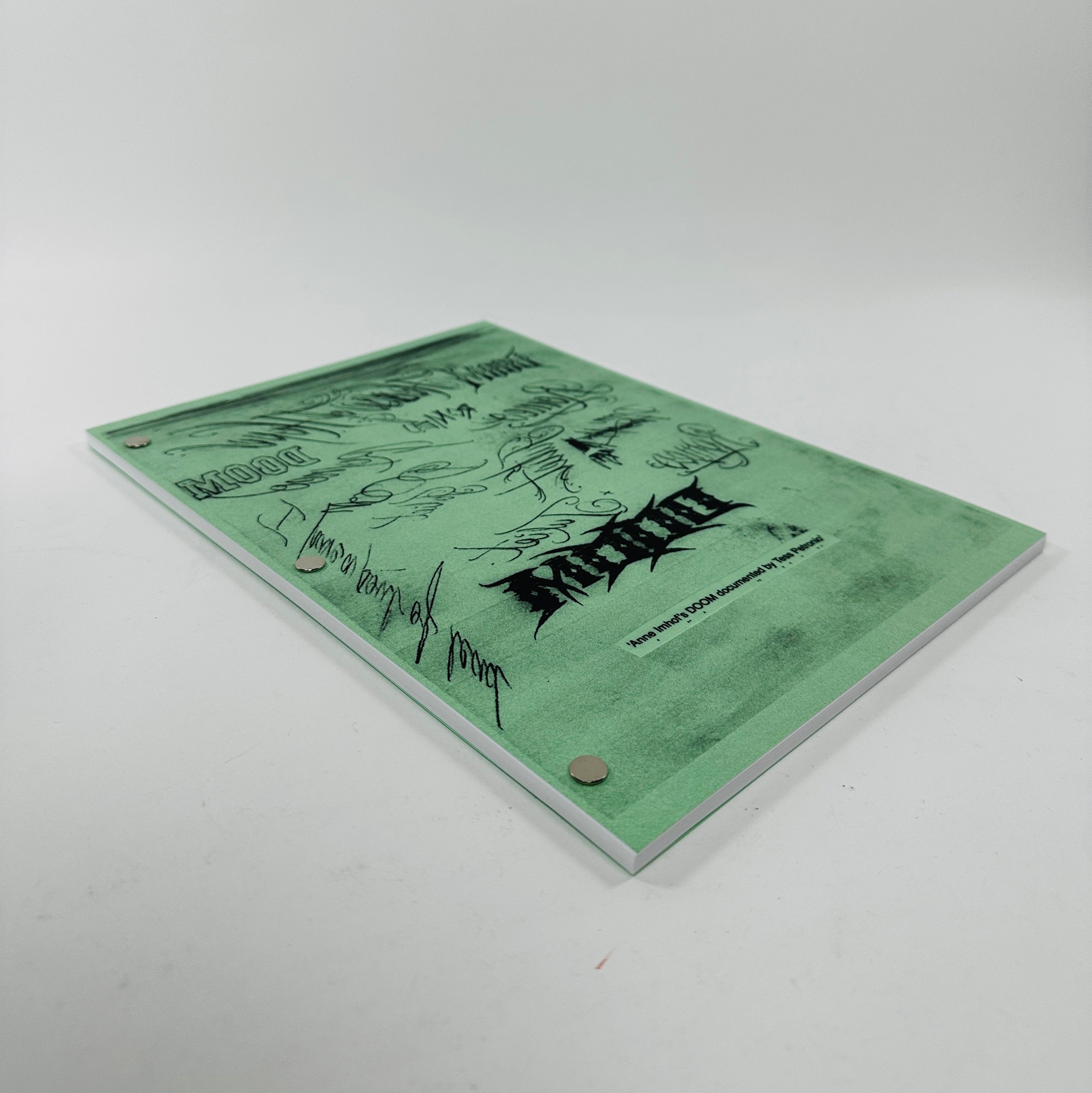 テス・ペトロニオ写真集 ANNE IMHOF'S DOOM DOCUMENTED ANNE IMHOF'S DOOM DOCUMENTED BY TESS PETRONIO by Tess Petronio