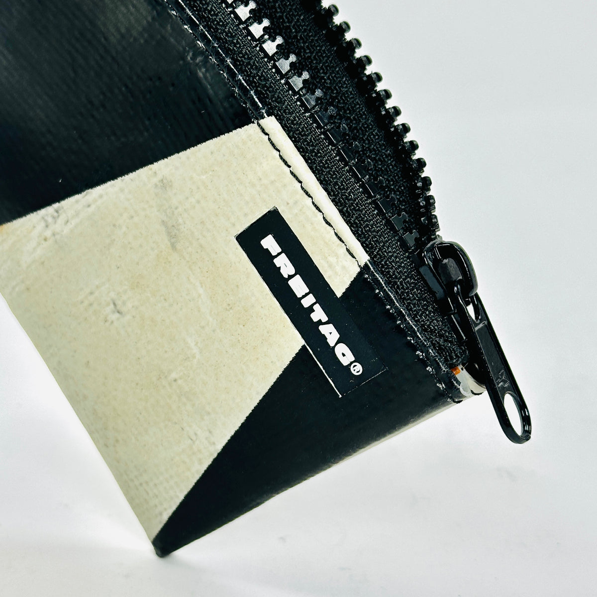 FREITAG F05 - Blair - Black and Off White with Black Zip