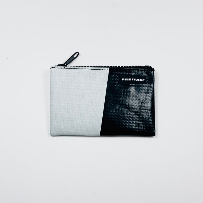 FREITAG F05 - Blair - Black with White and Black Zip