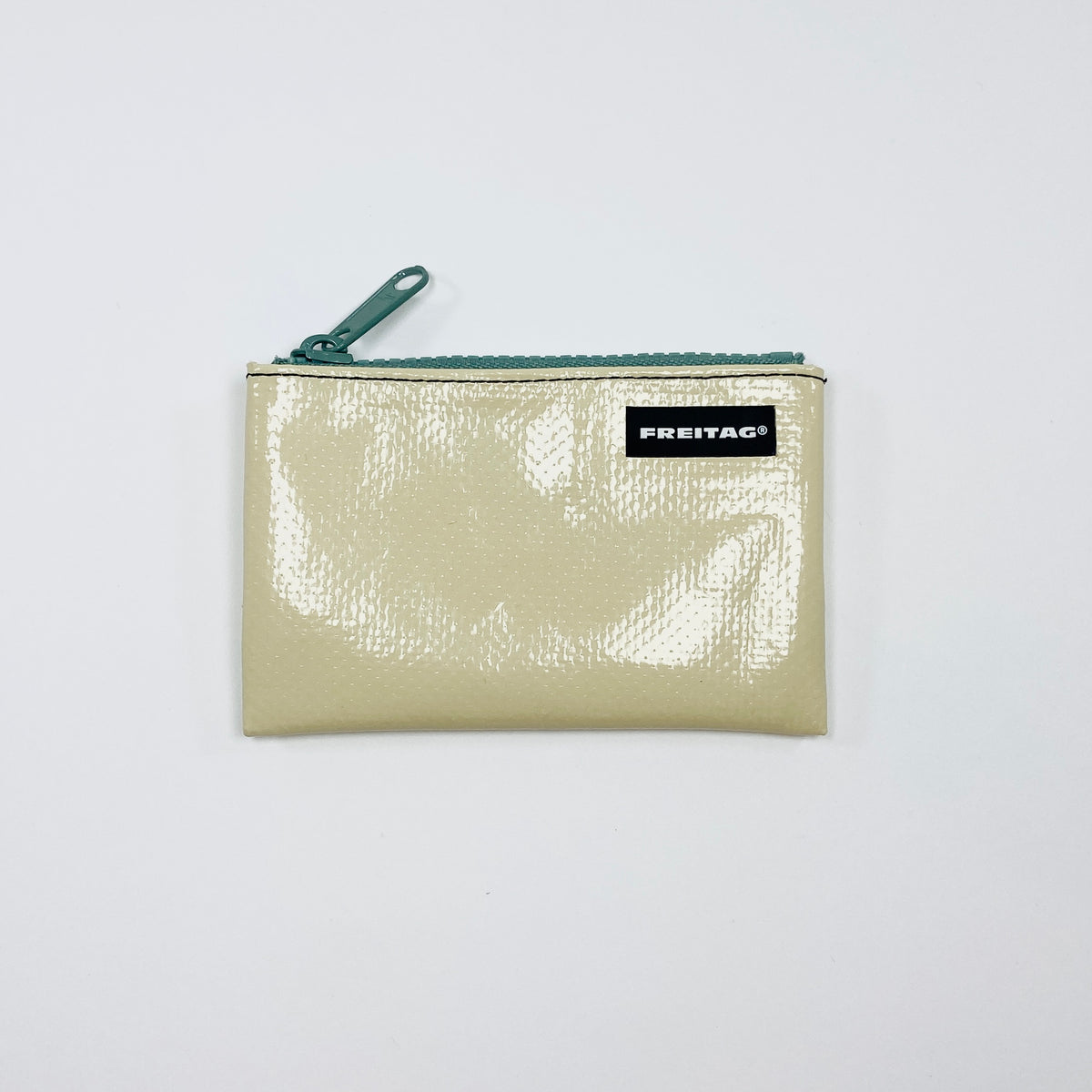 FREITAG F05 - Blair - Cream White with Mint Zip