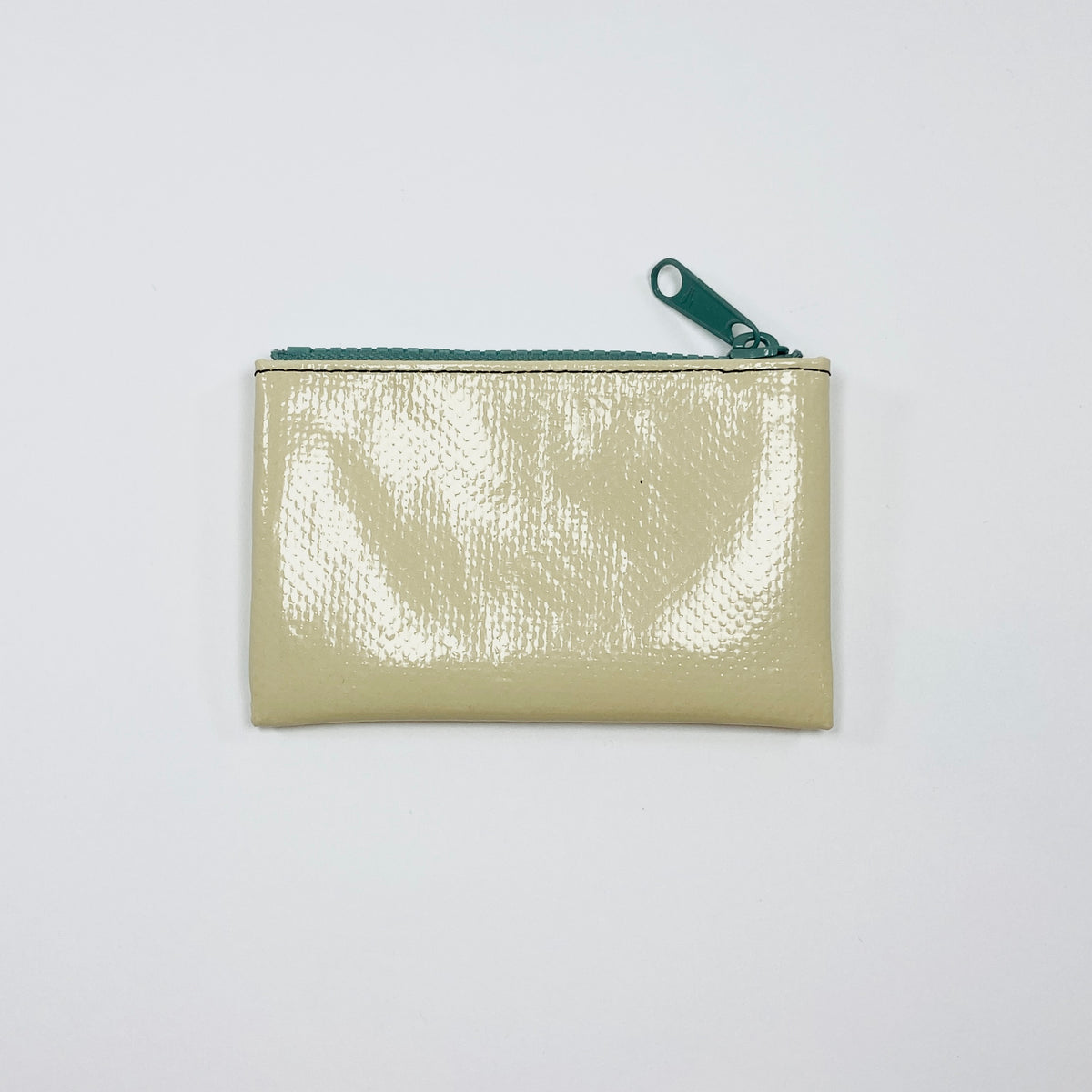 FREITAG F05 - Blair - Cream White with Mint Zip