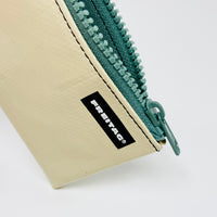 FREITAG F05 - Blair - Cream White with Mint Zip