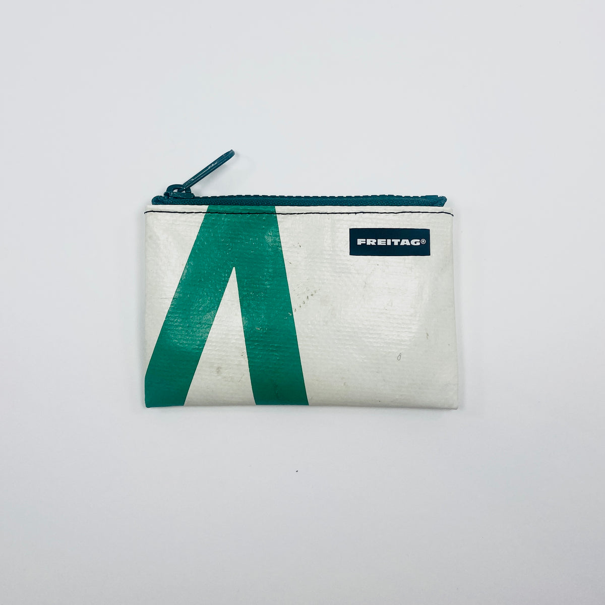 FREITAG F05 - Blair - Green with White and Green Zip