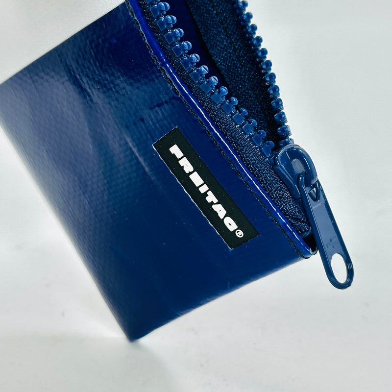 FREITAG F05 - Blair - Navy and White with Blue Zip