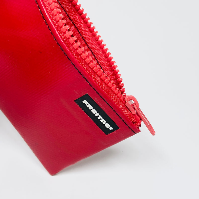 FREITAG F05 - Blair - Red with Red Zip