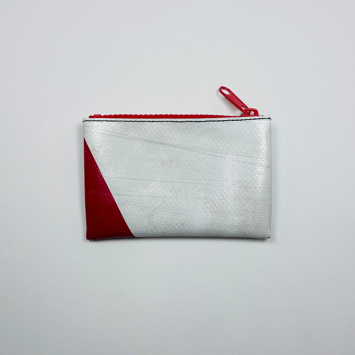 FREITAG F05 - Blair - White and Red with Red Zip