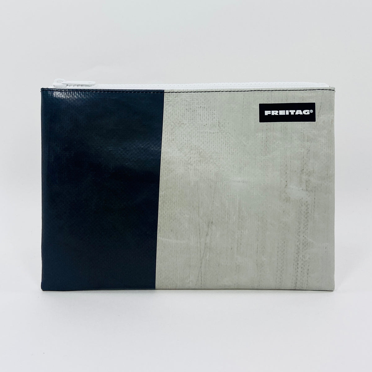 FREITAG F07 - Chuck - Grey and Off White with White Zip