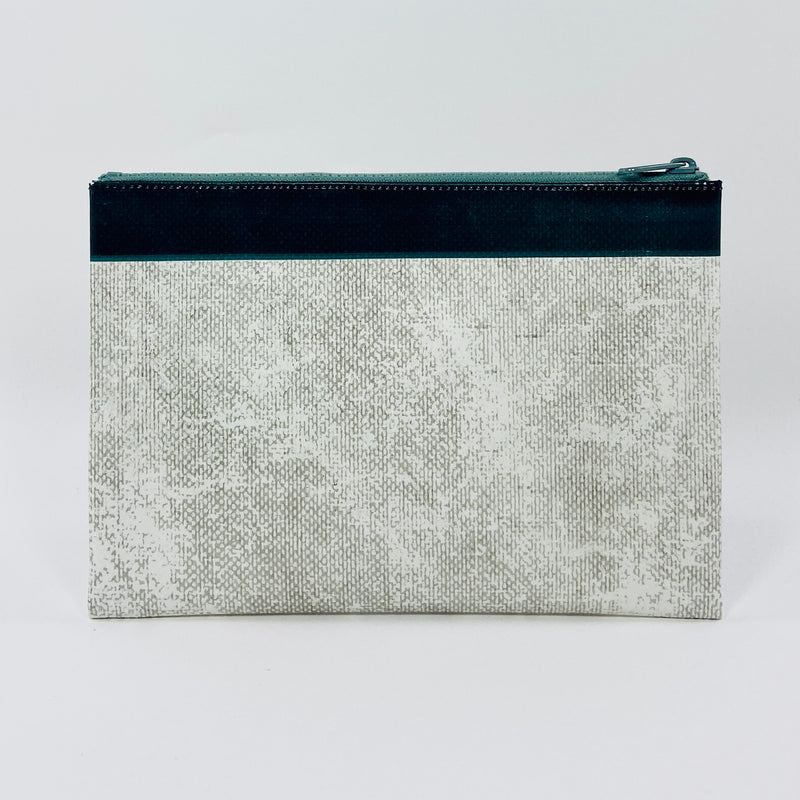 FREITAG F07 - Chuck - Off White, Green, Black with Mint Zip