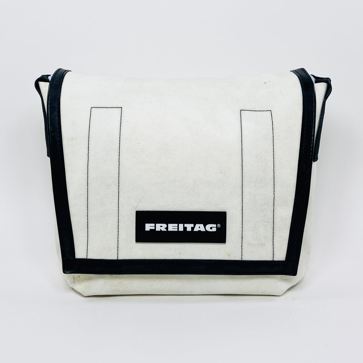 FREITAG F11 - Lassie - White