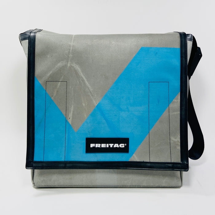 FREITAG F21 - Nightclub - Grey with Sky Blue