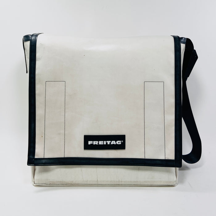 FREITAG F21 - Nightclub - White