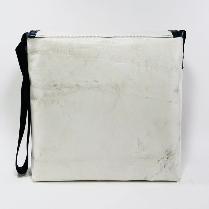 FREITAG F21 - Nightclub - White with Salmon Pink