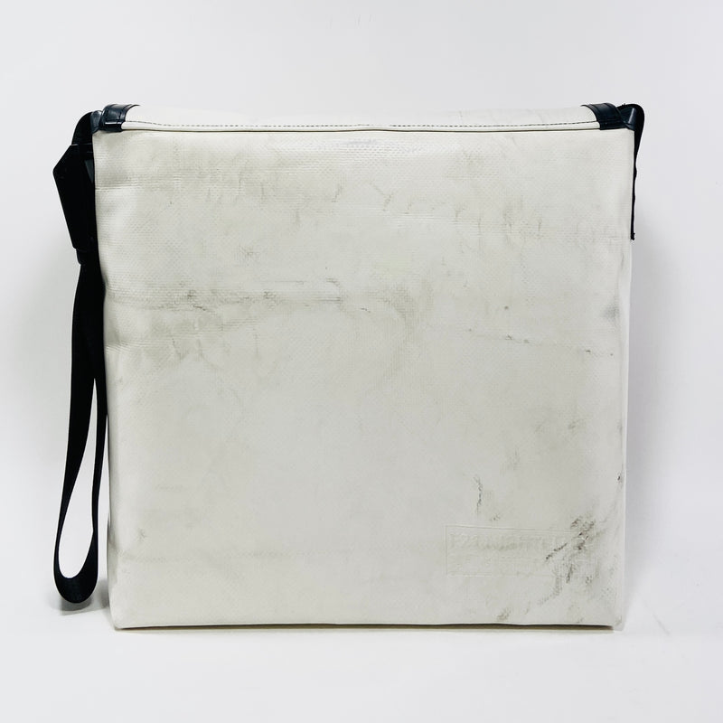 FREITAG F21 - Nightclub - White with Salmon Pink