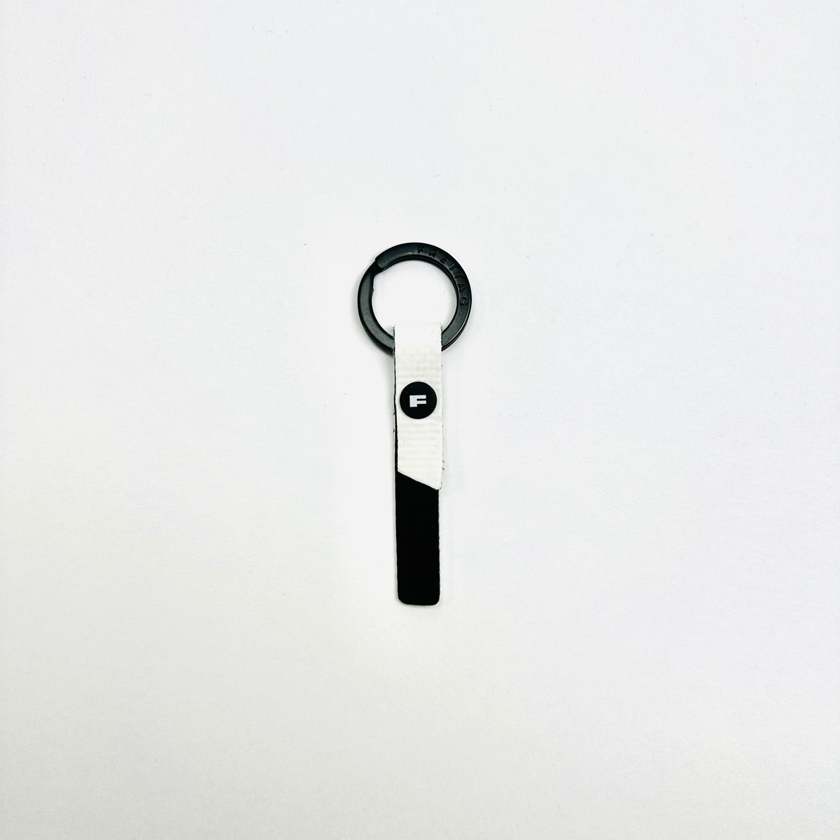 FREITAG F230 - Al - White with Black