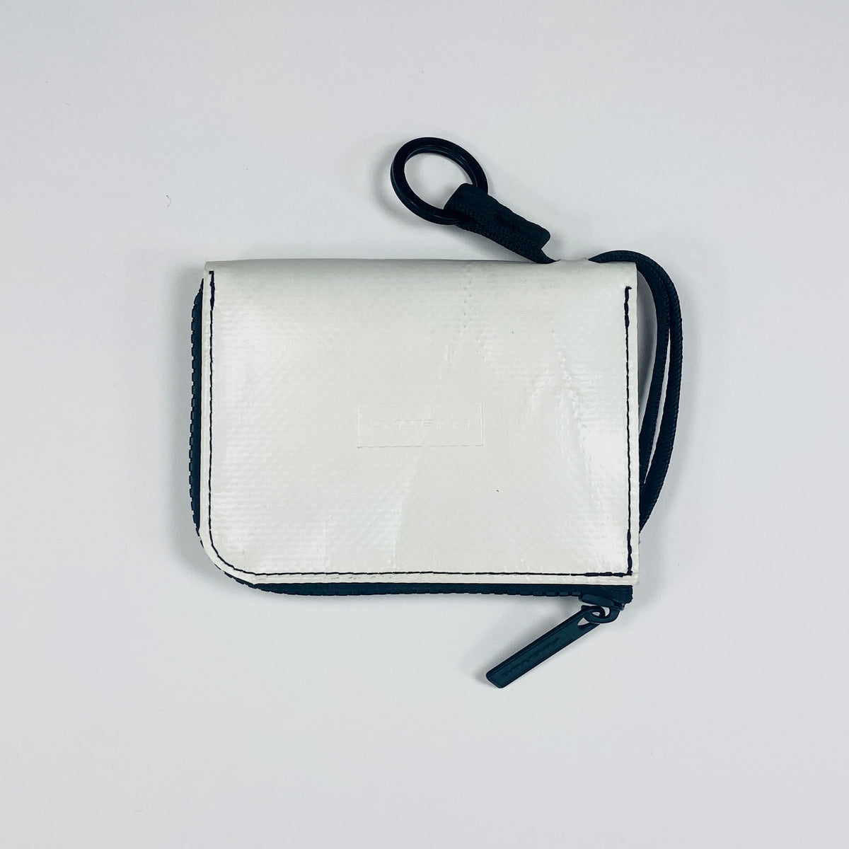 FREITAG F255 - Parker - White with Dark Purple