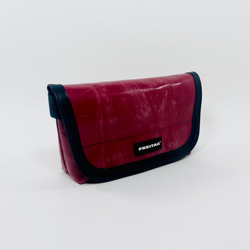 FREITAG F40 - Jamie - Berry Red