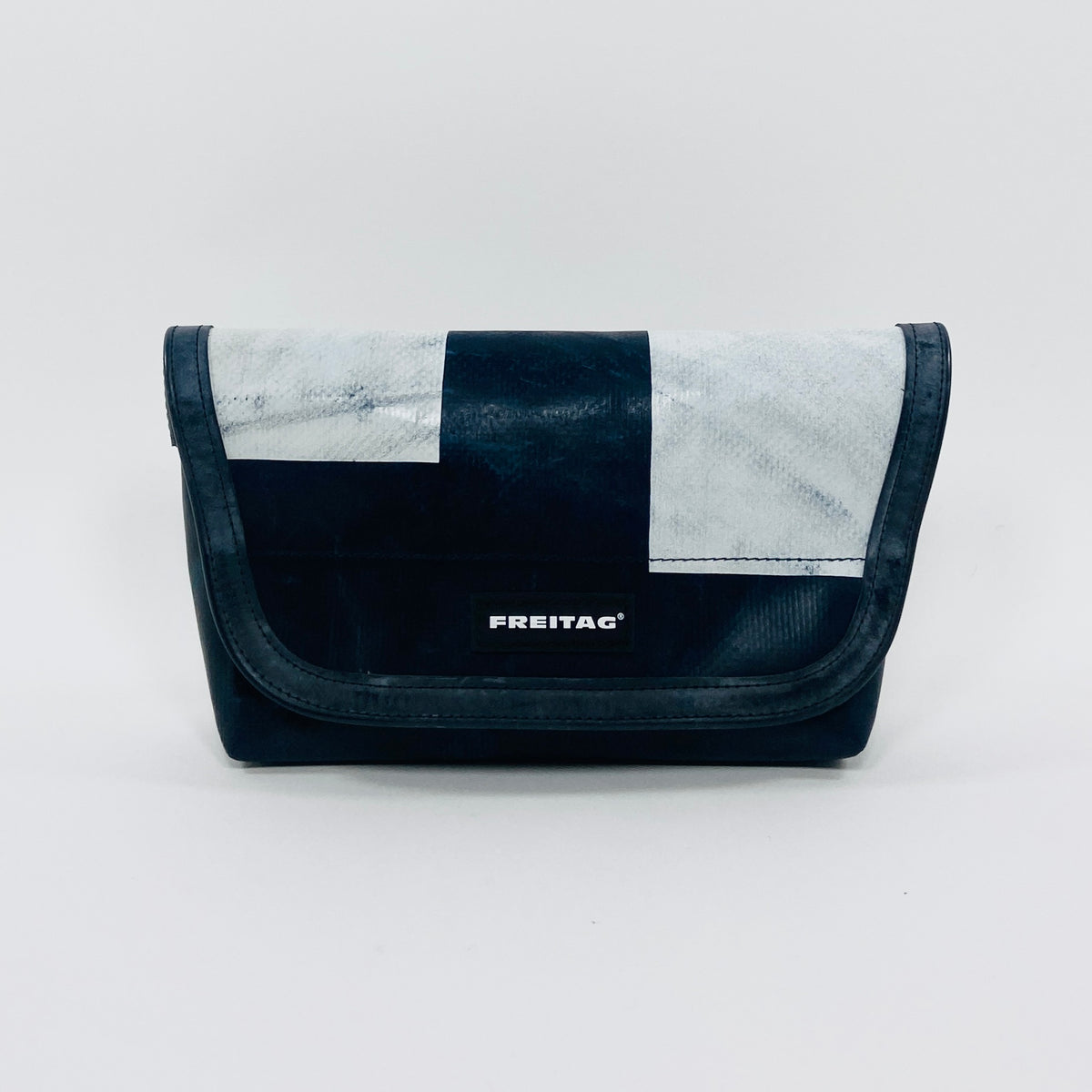 FREITAG F40 - Jamie - Midnight Blue with White