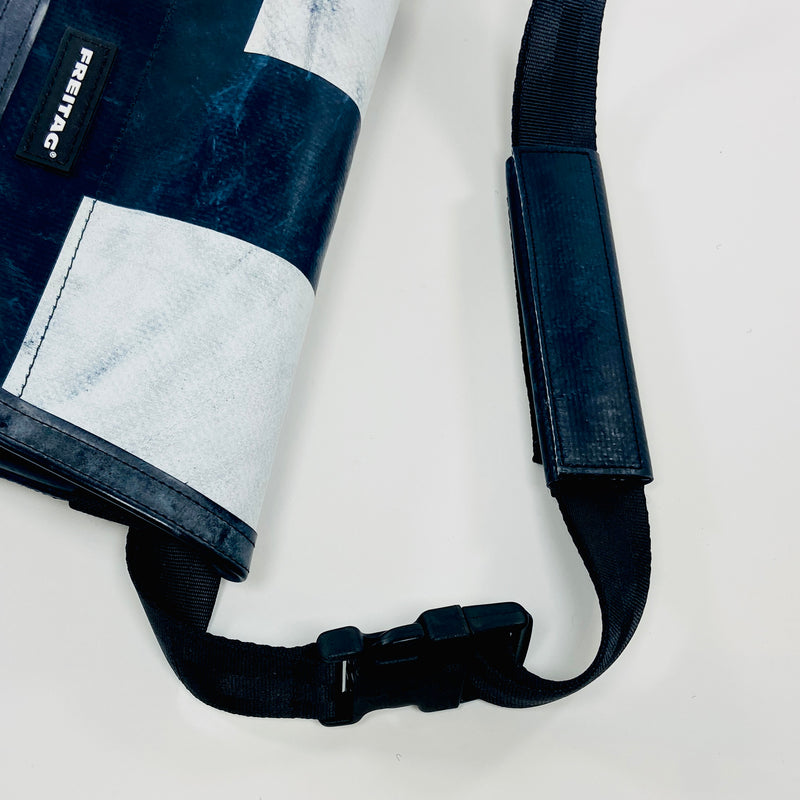 FREITAG F40 - Jamie - Midnight Blue with White