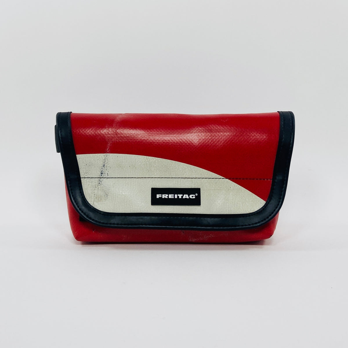 FREITAG F40 - Jamie - Red with White