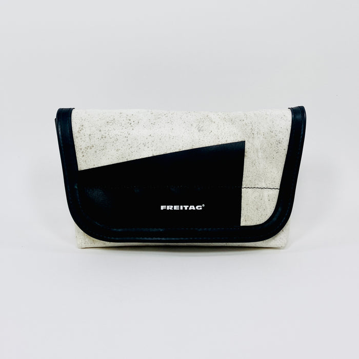 FREITAG F40 - Jamie - White and Black
