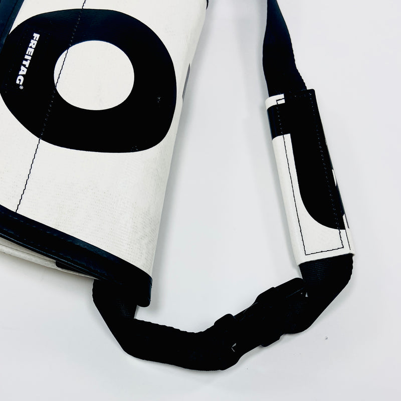 FREITAG F40 - Jamie - White with Black
