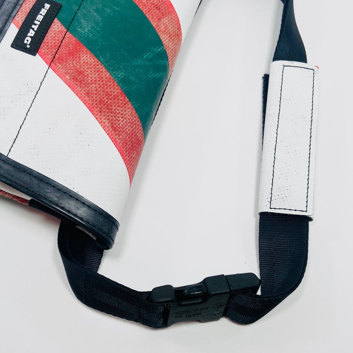 FREITAG F40 - Jamie - White with Green and Red