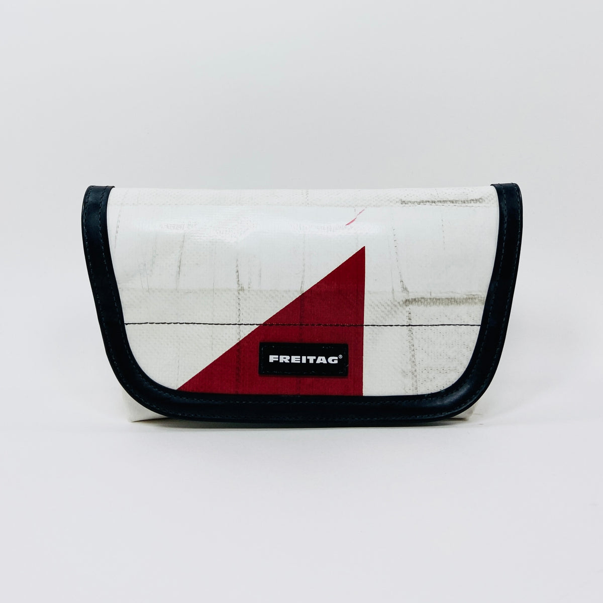 FREITAG F40 - Jamie - White with Red – UNITOM