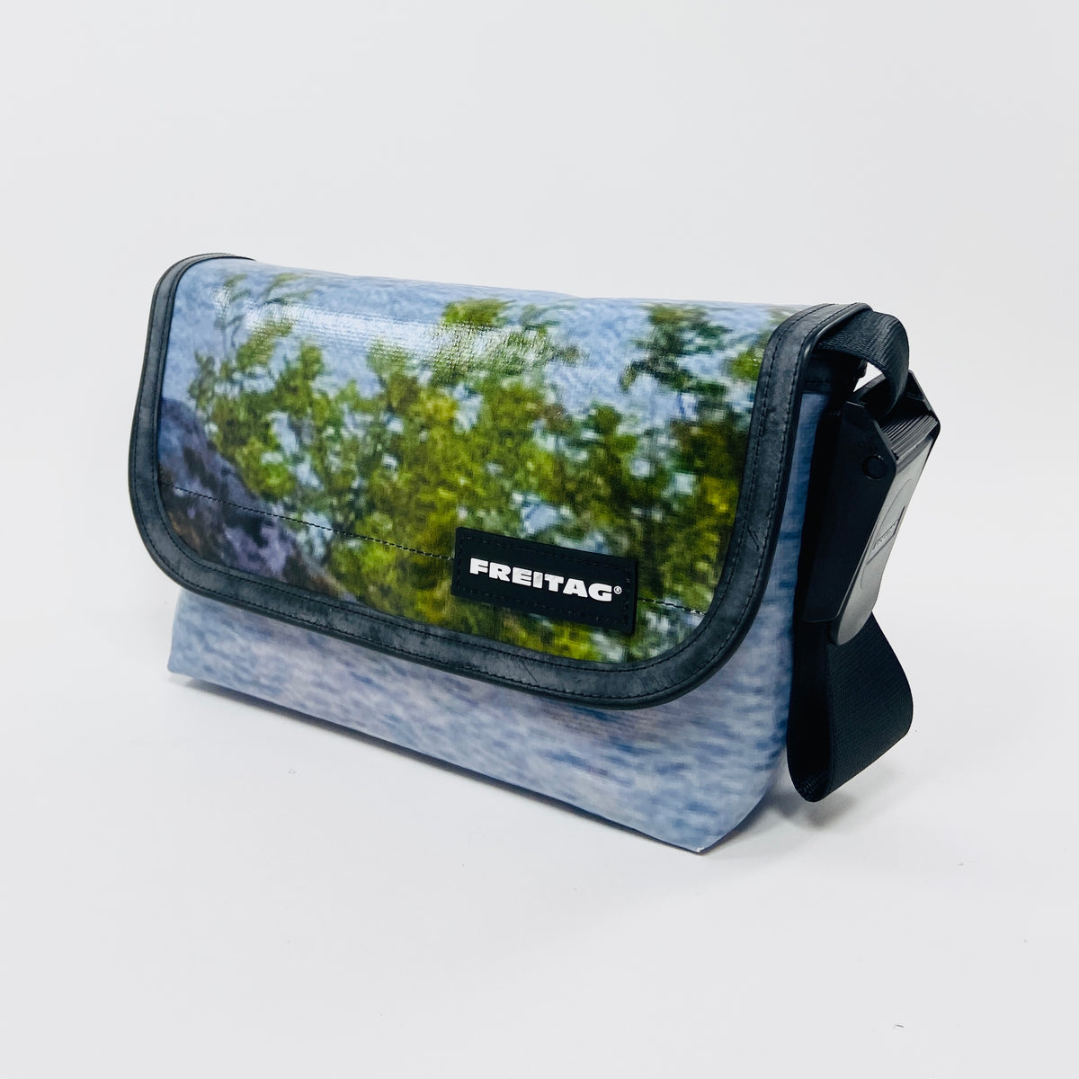 FREITAG F41 - Hawaii Five-0 - Blue and Green