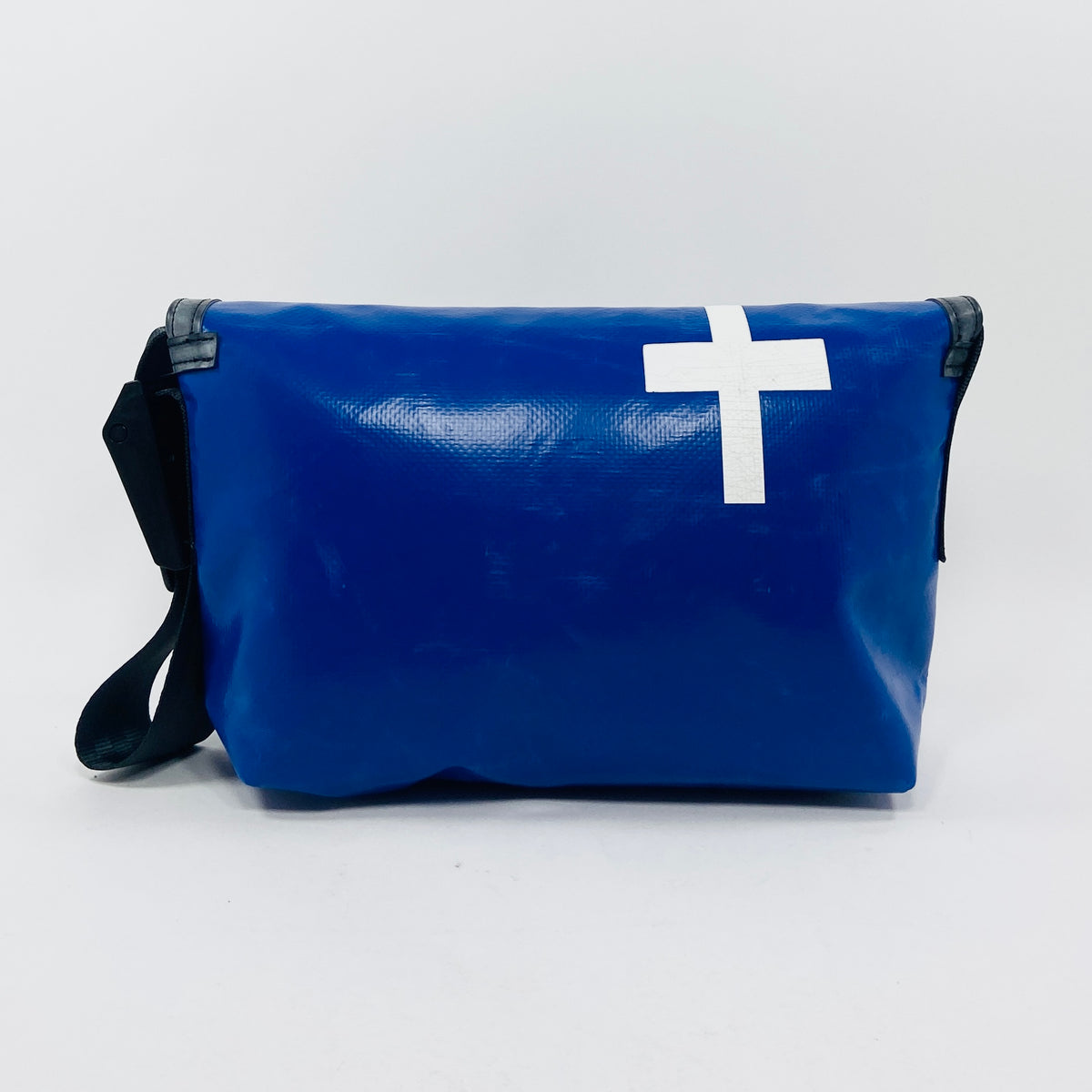 FREITAG F41 - Hawaii Five-0 - Blue with White