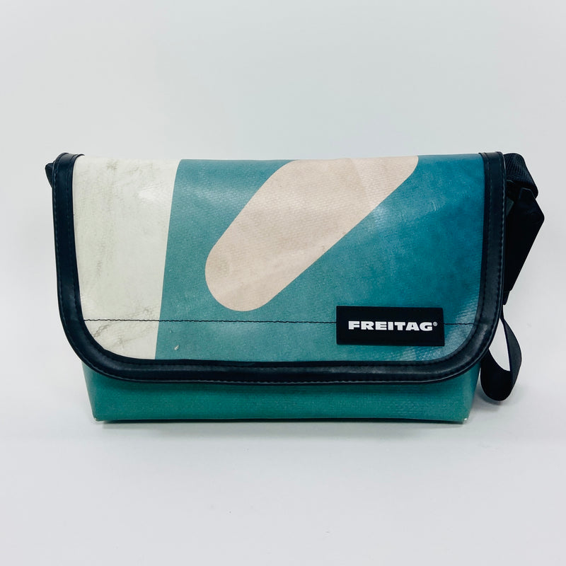 FREITAG F41 - Hawaii Five-0 - Light Blue with Off White