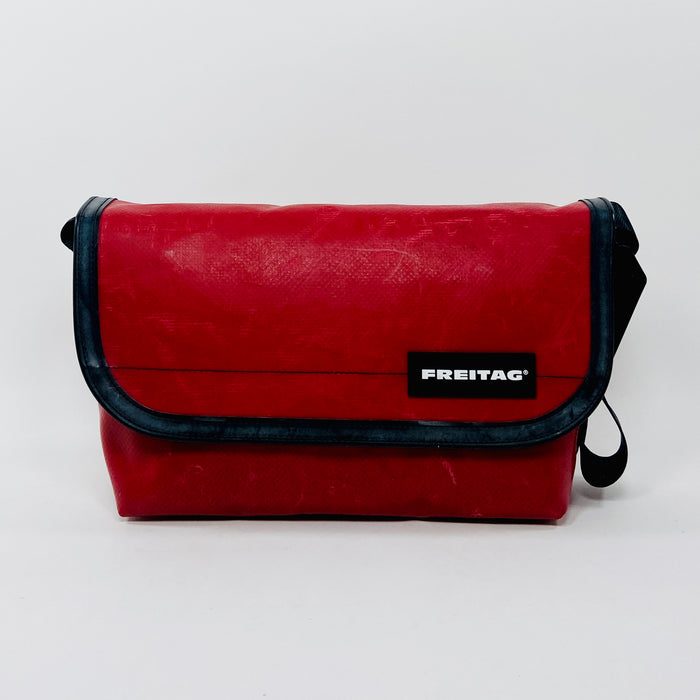 FREITAG F41 - Hawaii Five-0 - Red