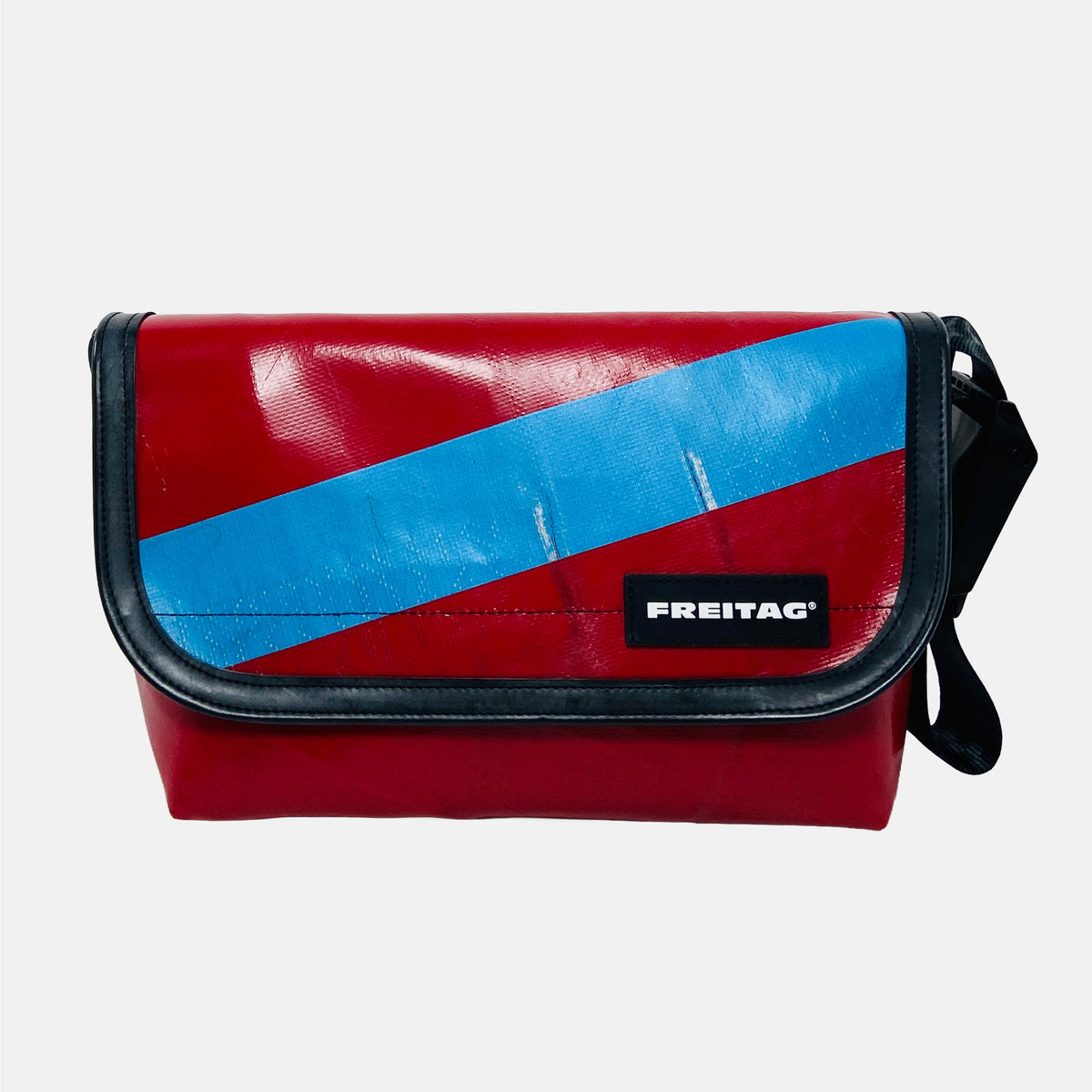 FREITAG F41 - Hawaii Five-0 - Red with Blue