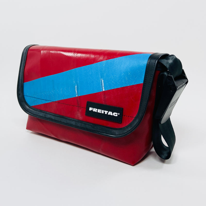 FREITAG F41 - Hawaii Five-0 - Red with Blue