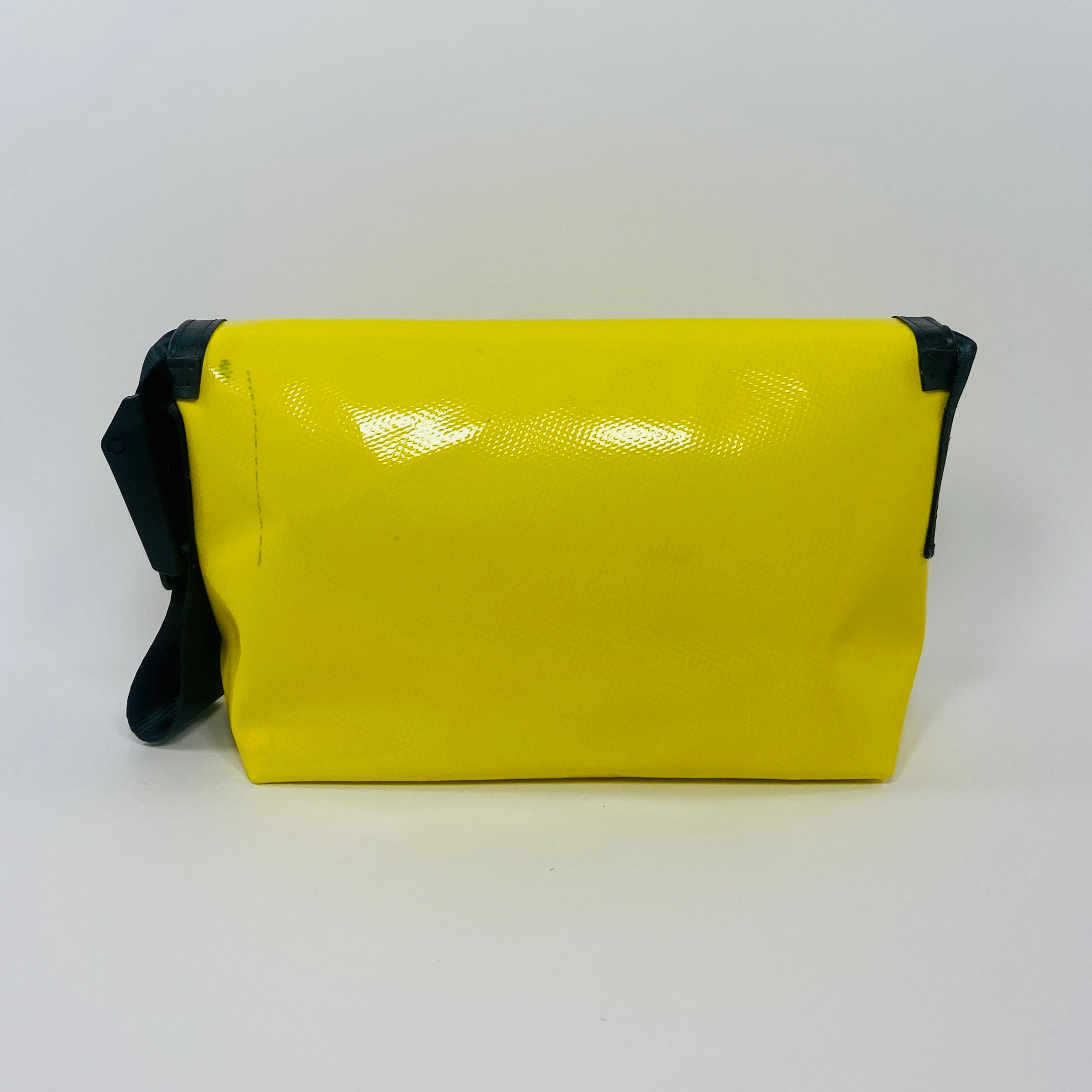 FREITAG F41 - Hawaii Five-0 - Yellow – UNITOM