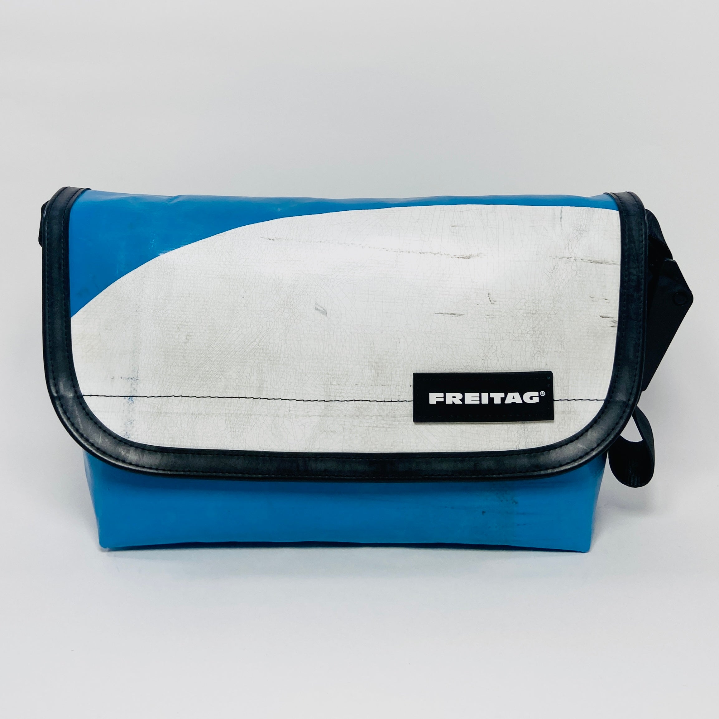 FREITAG F41 - Hawaii Five-0 - Blue with White – UNITOM