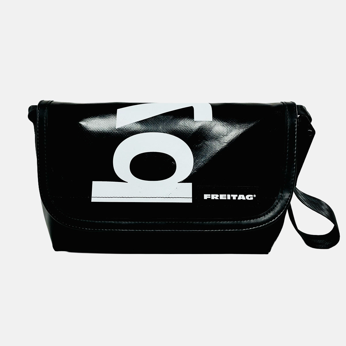 FREITAG F41 - Hawaii Five-0 - Black with White