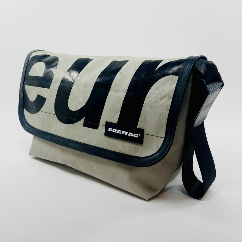 FREITAG F42 - Surfside 6 - Light Grey with Black