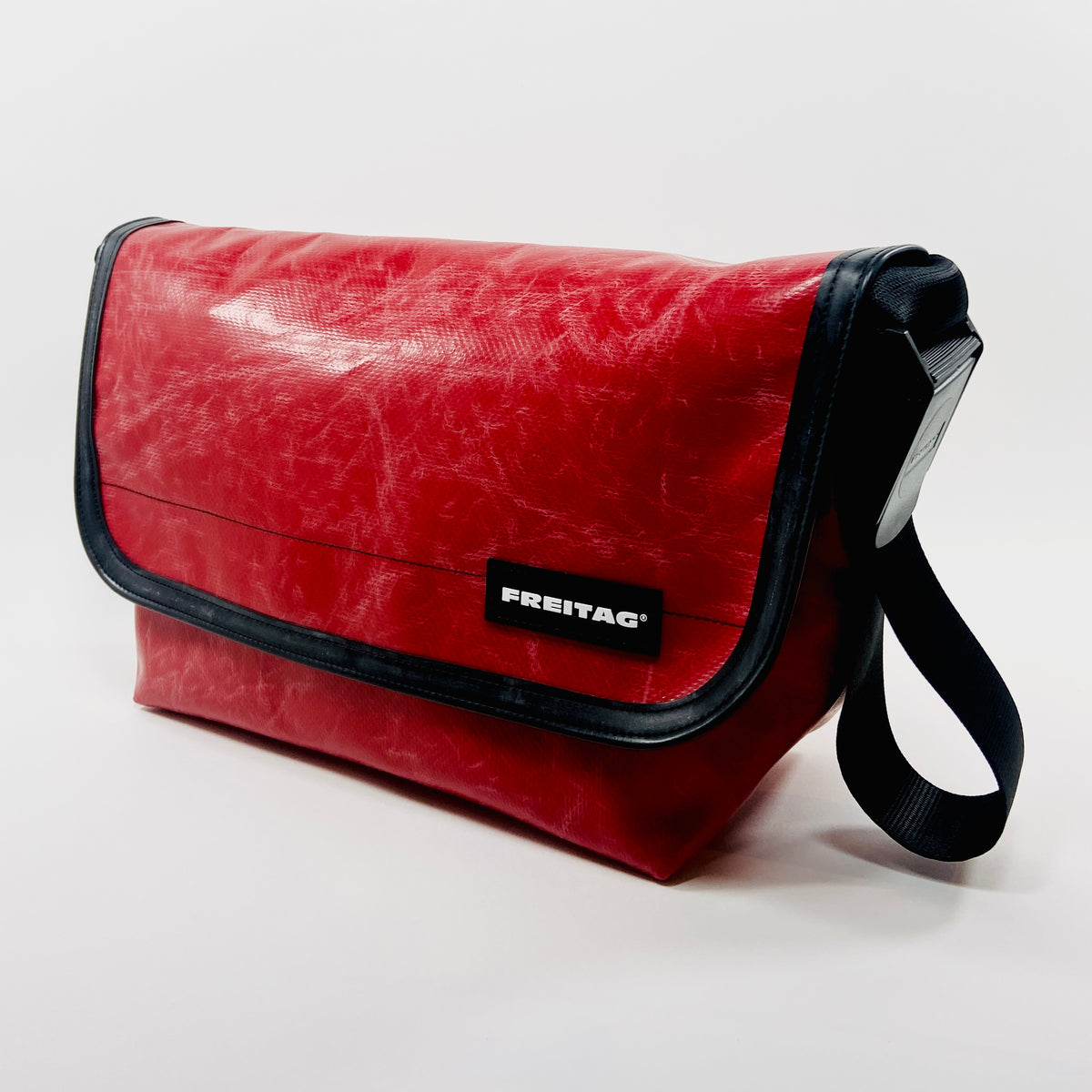 FREITAG F42 - Surfside 6 - Red